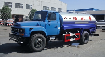 東風(fēng)140尖頭灑水車(chē)（8-10噸）的汽車(chē)物流解決方案